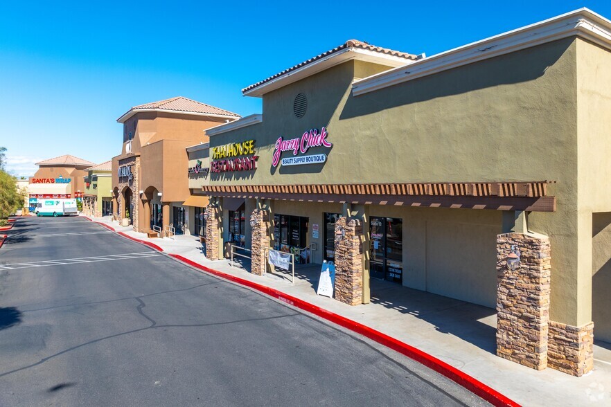 9890 S Maryland Pky, Las Vegas, NV for lease - Building Photo - Image 1 of 16