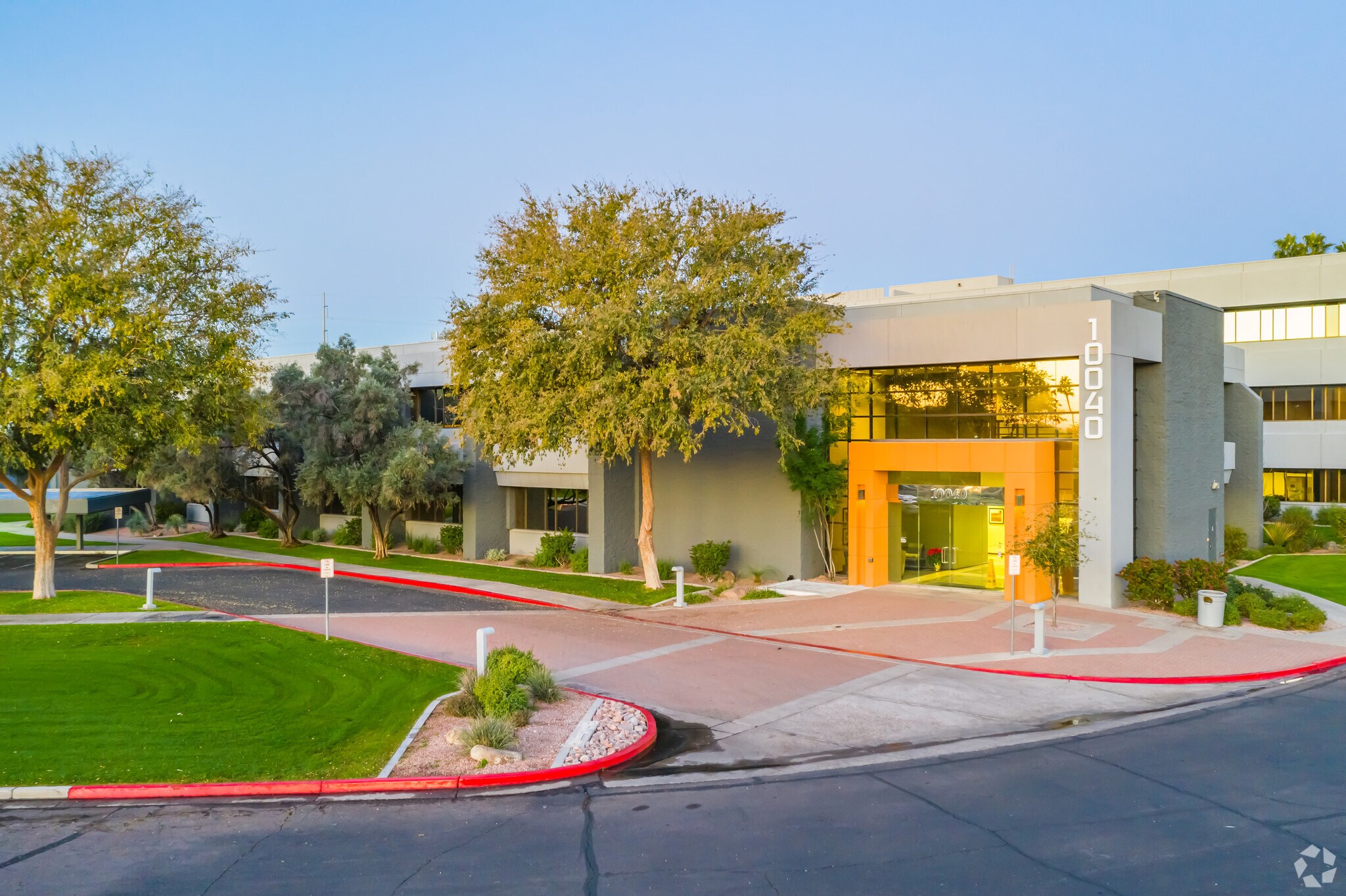 10040 N 25th Ave, Phoenix, AZ for sale Primary Photo- Image 1 of 1