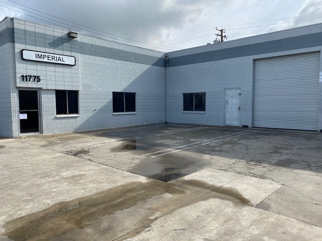 11775 Slauson Ave, Santa Fe Springs, CA for lease - Building Photo - Image 1 of 2