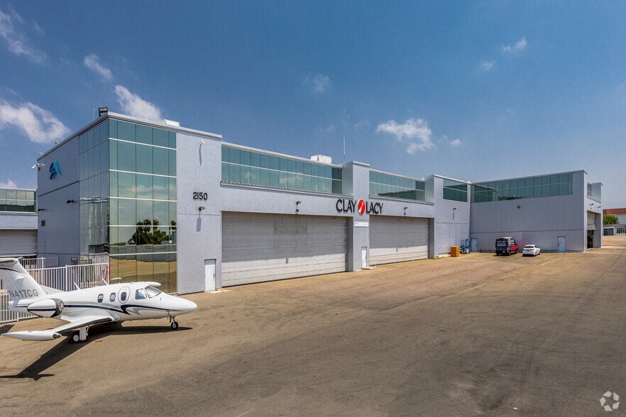 2150 Palomar Airport Rd, Carlsbad, CA for lease - Building Photo - Image 1 of 1