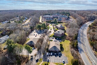 300 Centerville Rd, Warwick, RI - AERIAL  map view