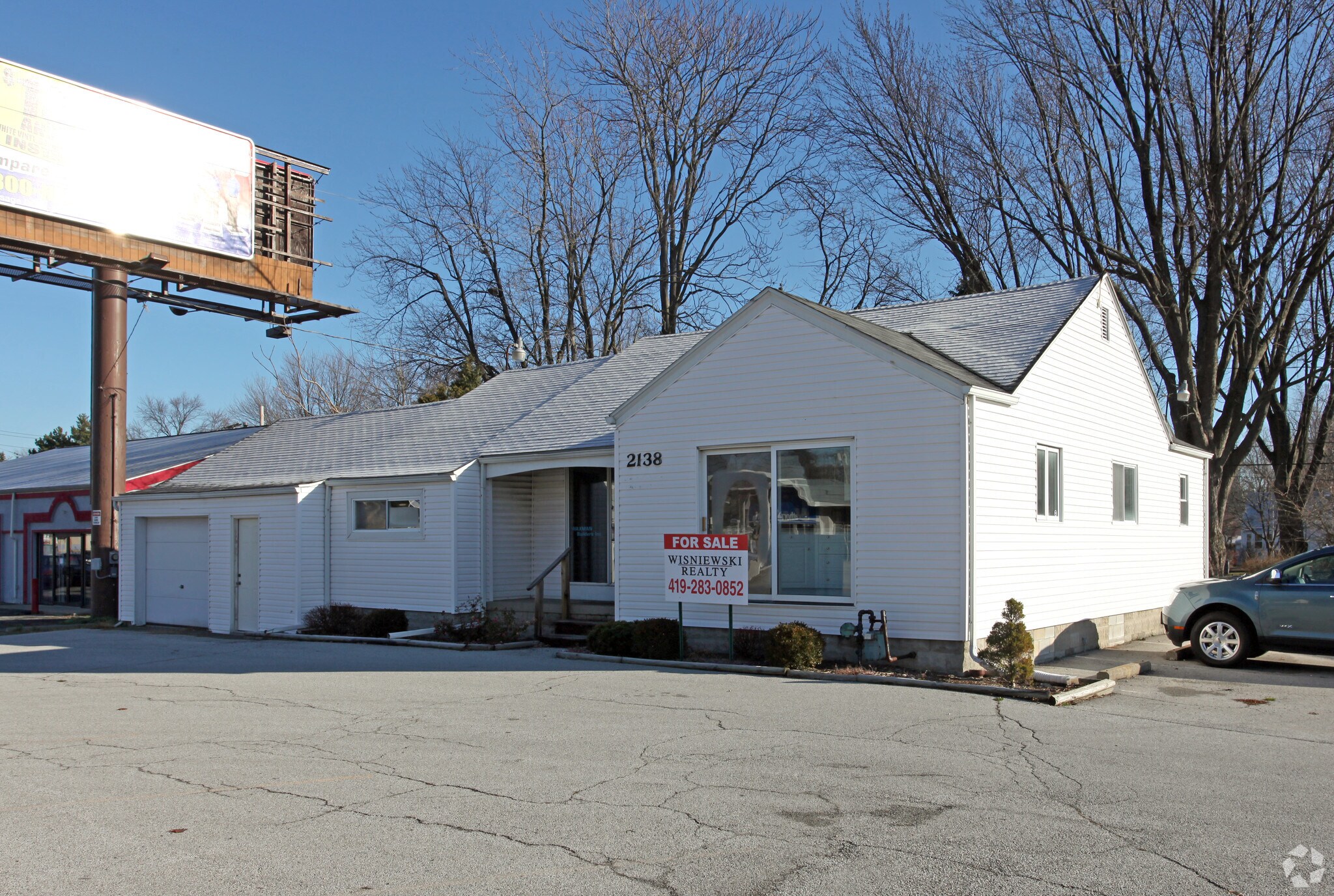 2138 N Reynolds Rd, Toledo, OH for sale Primary Photo- Image 1 of 1