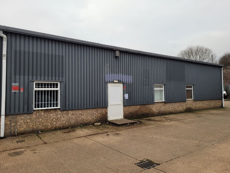 Stukeley Rd, Huntingdon for sale - Building Photo - Image 2 of 3