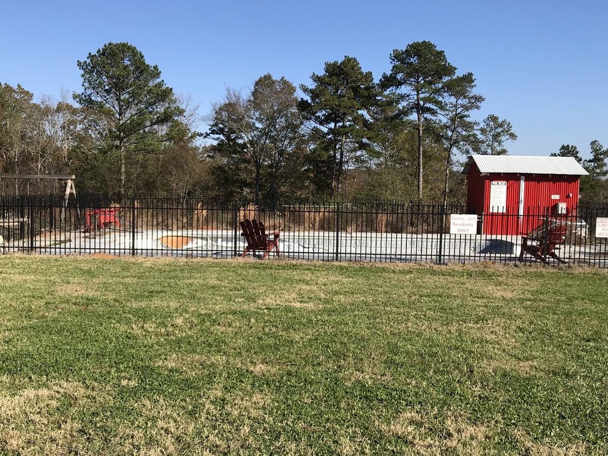 1773 Trimble Hollow Rd, Adairsville, GA 30103