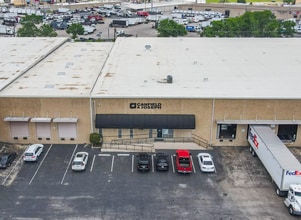 570 N Beach St, Fort Worth, TX for lease Building Photo- Image 1 of 1