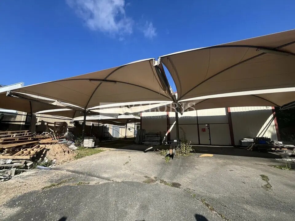 Flex in Gleizé for sale Building Photo- Image 1 of 6