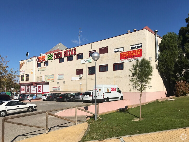 Avenida de Atenas, 75, Las Rozas de Madrid, Madrid for sale - Building Photo - Image 2 of 2