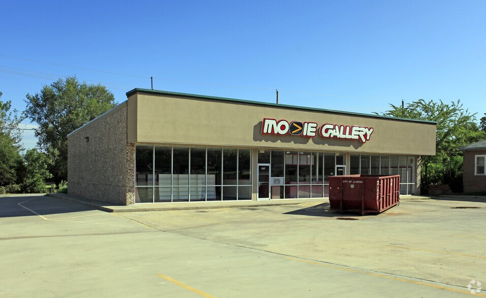 1105 W Gary Blvd, Clinton, OK for sale - Primary Photo - Image 1 of 1