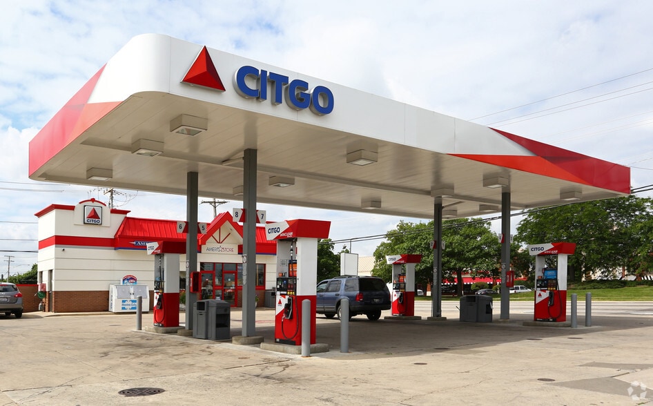 5343 Touhy Ave, Skokie, IL for sale - Building Photo - Image 2 of 3