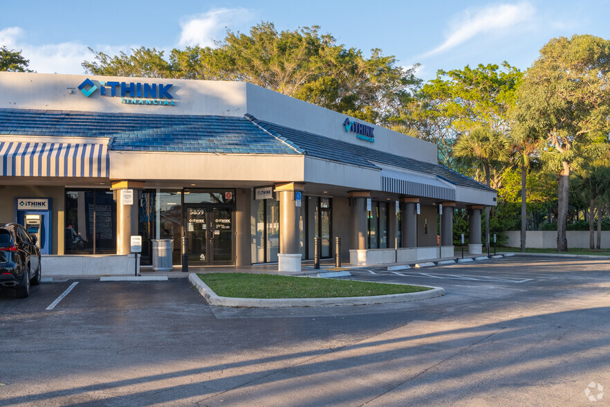 5859 W Atlantic Ave, Delray Beach, FL for lease - Building Photo - Image 3 of 11