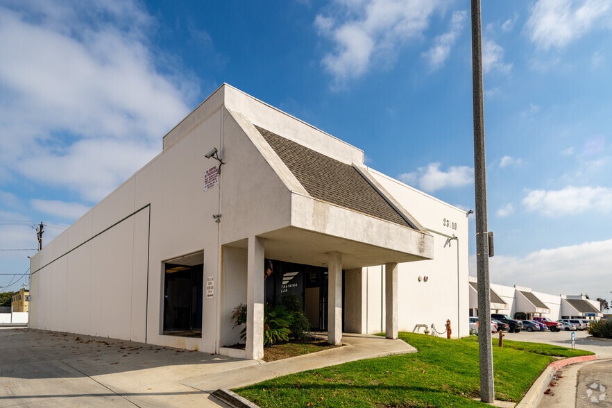 23510 Telo Ave, Torrance, CA for lease - Building Photo - Image 1 of 5
