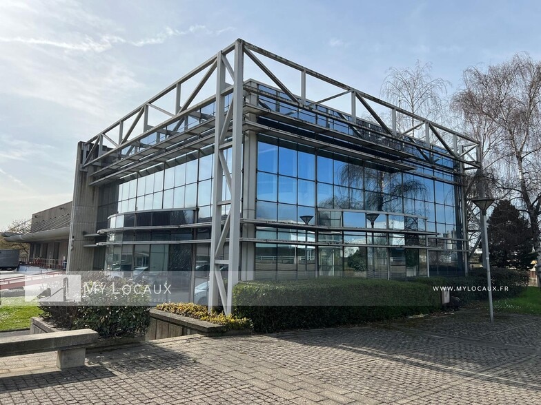 Route Principale Du Port, Gennevilliers for lease - Building Photo - Image 1 of 8