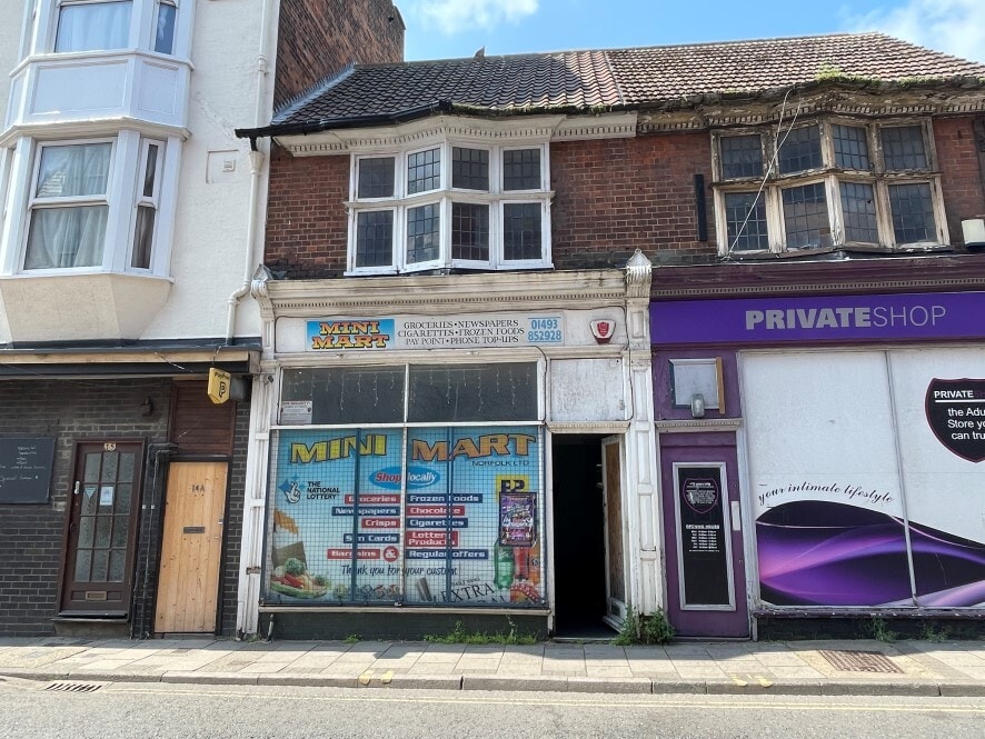 1 Howard Street North, Great Yarmouth for sale Building Photo- Image 1 of 7