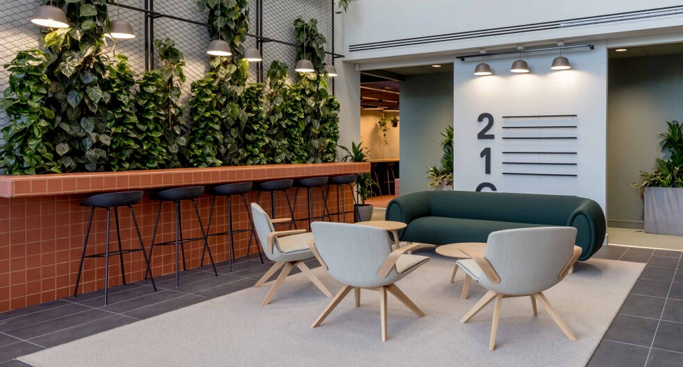 Wellington Rd, Aberdeen for lease - Lobby - Image 3 of 5