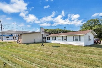 More details for 1112 E Railroad St, Sandwich, IL - Retail for Lease