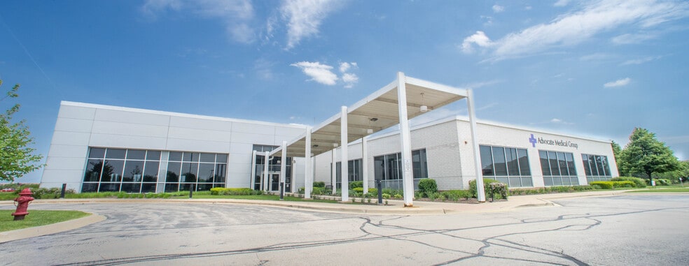 1500 Sycamore Rd, Yorkville, IL for lease - Building Photo - Image 2 of 6