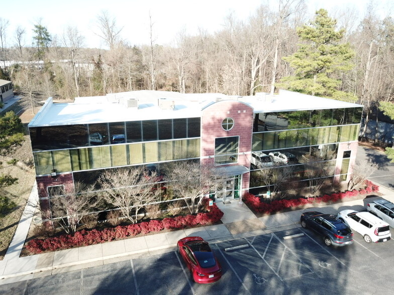 1808 Coyote Dr, Chester, VA for lease - Building Photo - Image 1 of 9