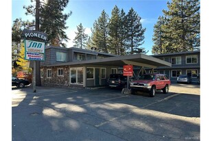 Pioneer Inn - Motel