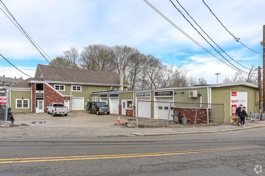 108 Elm St, Waltham, MA for sale - Primary Photo - Image 1 of 1