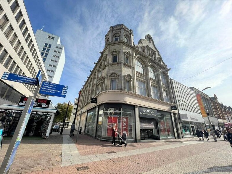 130 High St, Southend On Sea for lease - Building Photo - Image 1 of 1