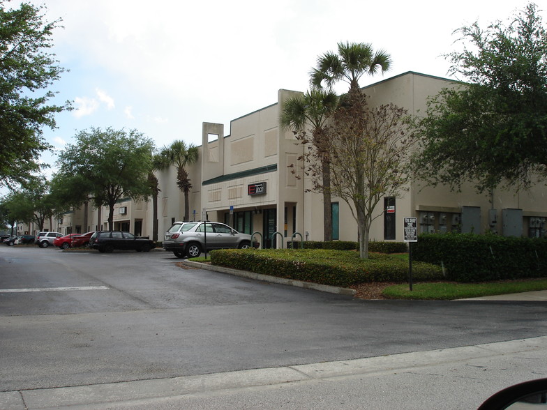 8440 Tradeport Dr, Orlando, FL for lease - Building Photo - Image 1 of 12