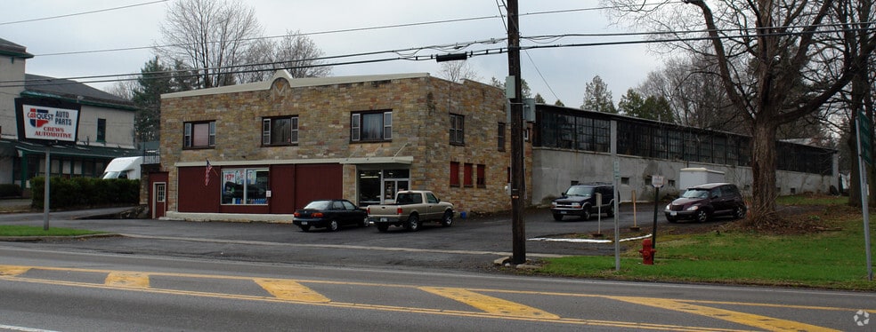 105 W Main St, Elbridge, NY for sale - Primary Photo - Image 1 of 1