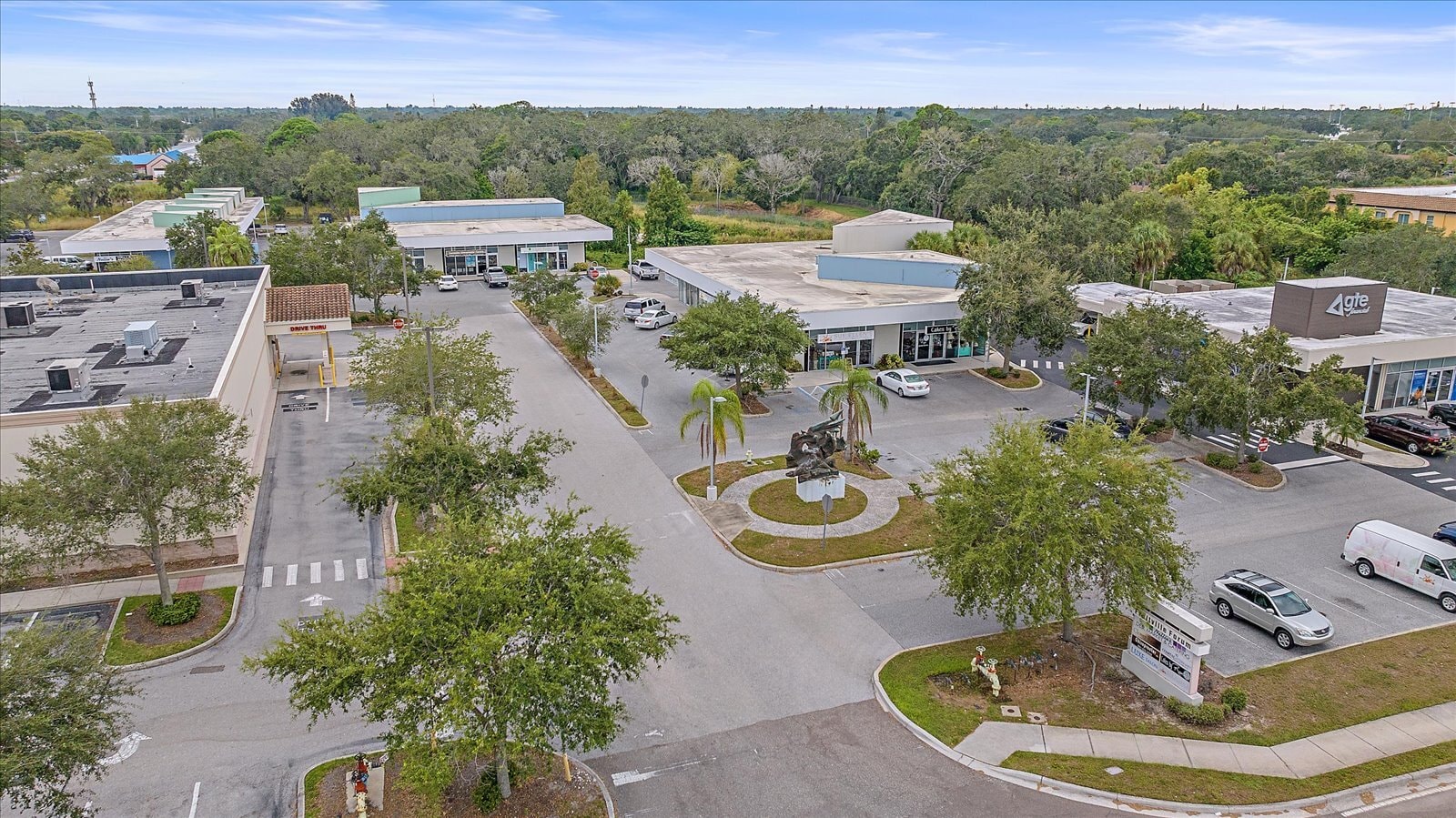 17 S Beneva Rd, Sarasota, FL for lease Building Photo- Image 1 of 6