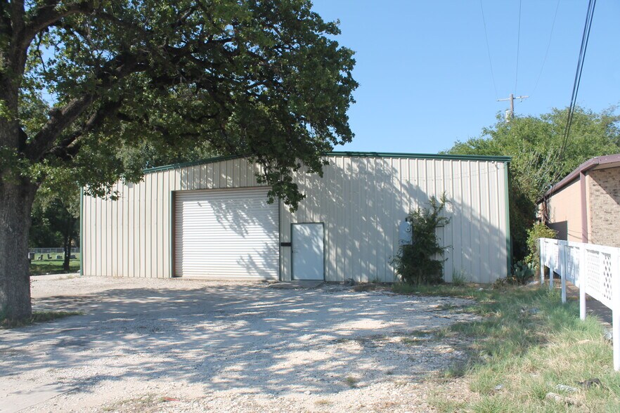 2209 E Main St, Gatesville, TX for sale - Building Photo - Image 1 of 6