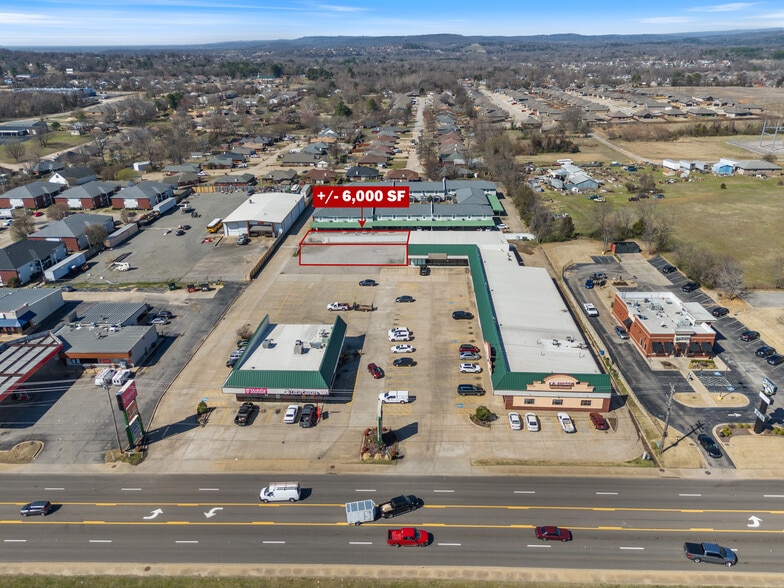 Cedar Creek Village portfolio of 2 properties for sale on LoopNet.com - Building Photo - Image 3 of 26