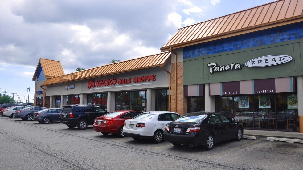 7007-7031 Dempster St, Niles, IL for sale - Primary Photo - Image 1 of 1