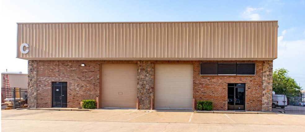 10963 Cutten Rd, Houston, TX for lease - Building Photo - Image 1 of 6