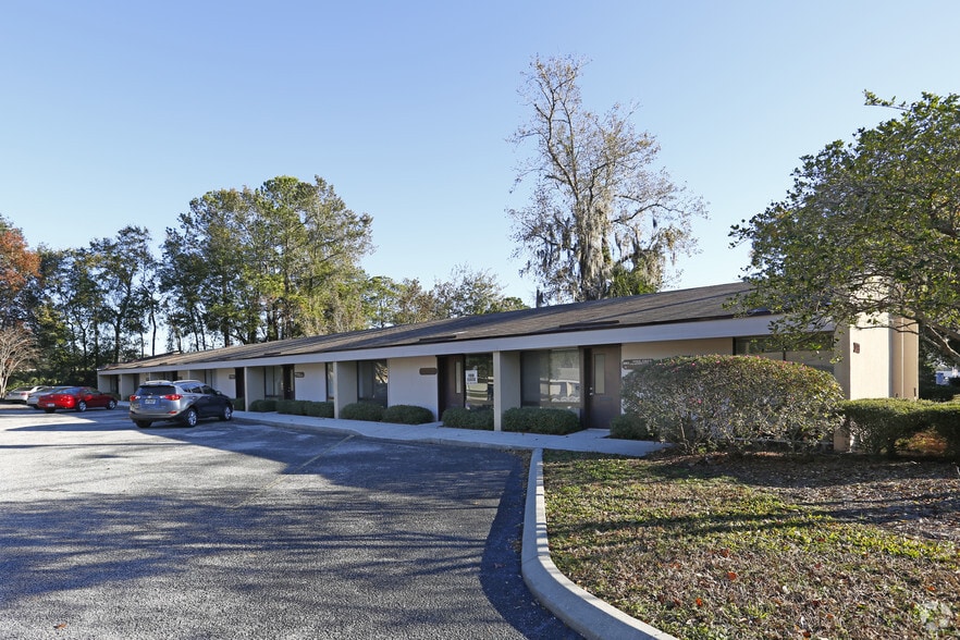 3063 Hartley Rd, Jacksonville, FL for lease - Primary Photo - Image 1 of 6