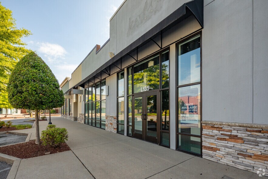 17 Old Fort Pky Murfreesboro Tn Stones River Town Centre Loopnet Com
