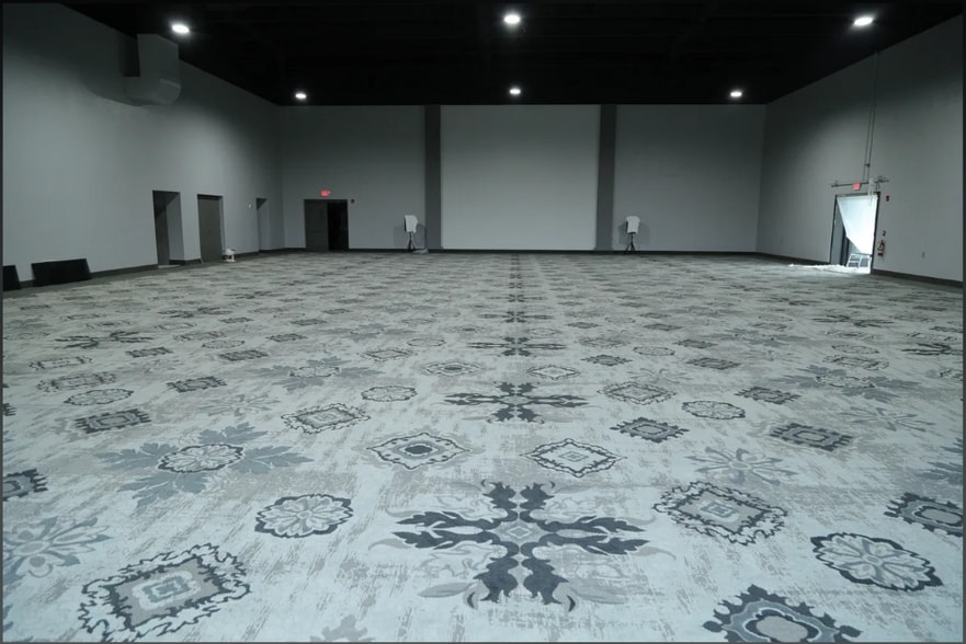 995 Youngstown Warren Rd, Niles, OH for lease - Interior Photo - Image 2 of 27