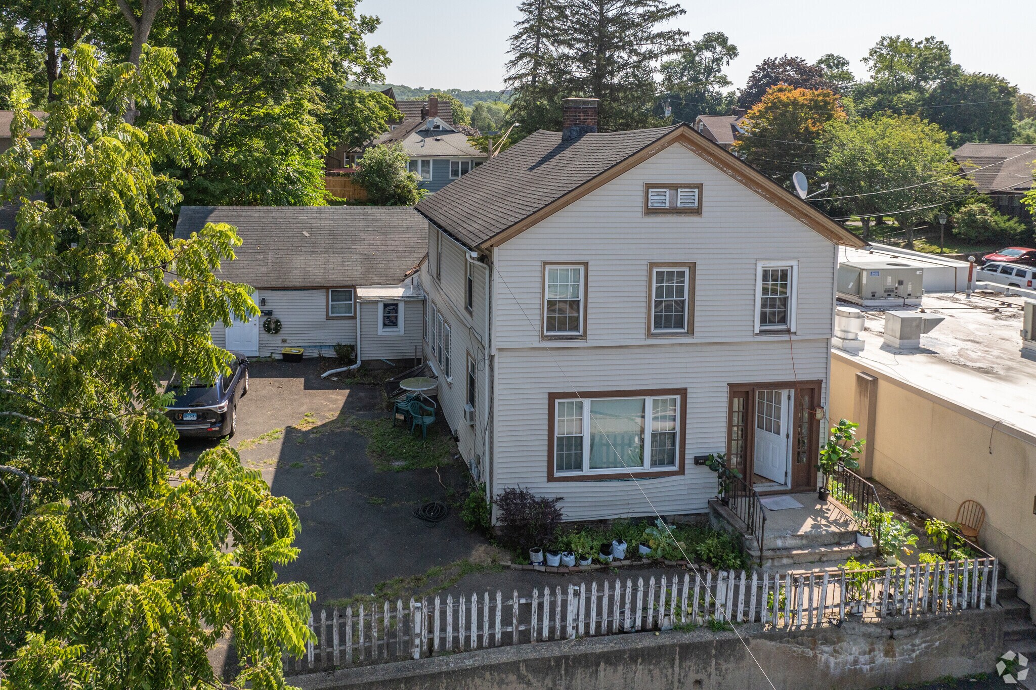 36 Grassy Plain St, Bethel, CT for sale Primary Photo- Image 1 of 1