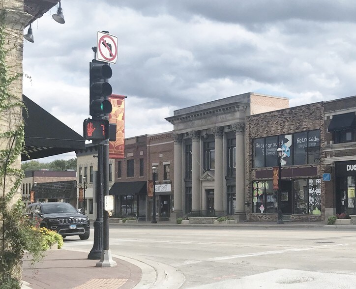 119 W Main St, West Dundee, IL, 60118 Office Space For Lease