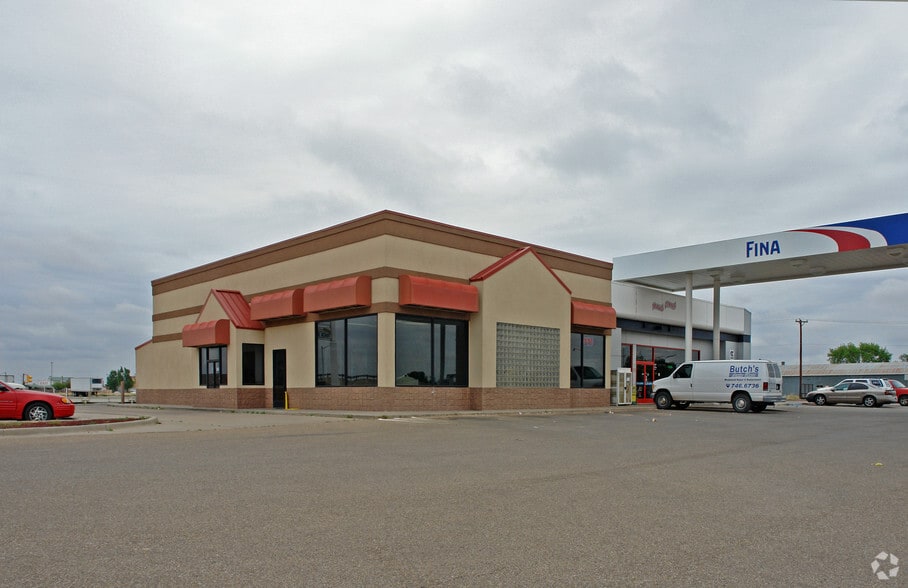 101 E Main St, New Deal, TX for sale - Primary Photo - Image 1 of 1