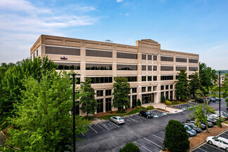 More details for 301 McCullough Dr, Charlotte, NC - Coworking for Lease