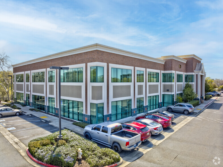 50 Iron Point Cir, Folsom, CA for lease - Building Photo - Image 3 of 8