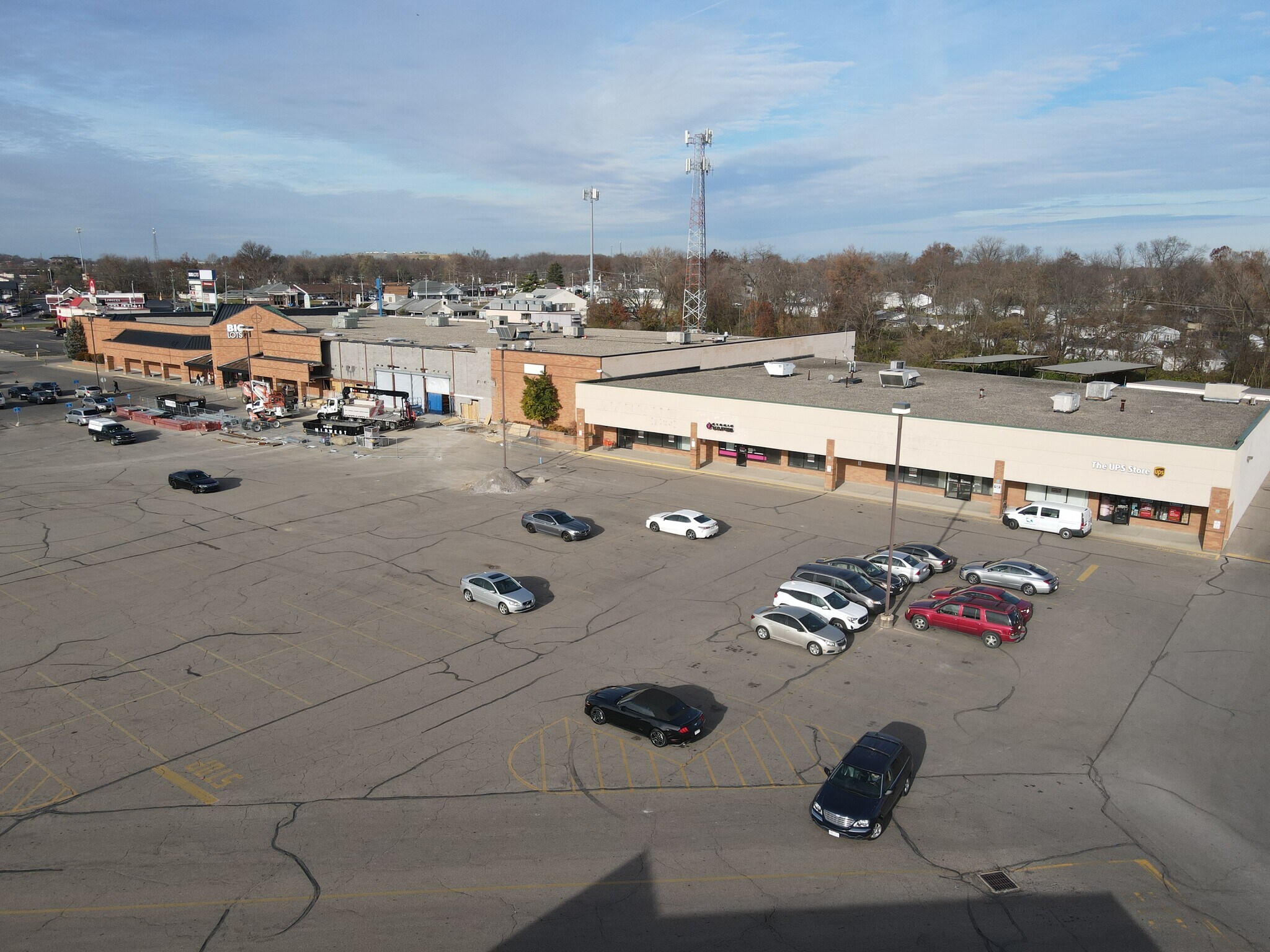 96749690 Colerain Ave, Cincinnati, OH 45251 Retail for Sale