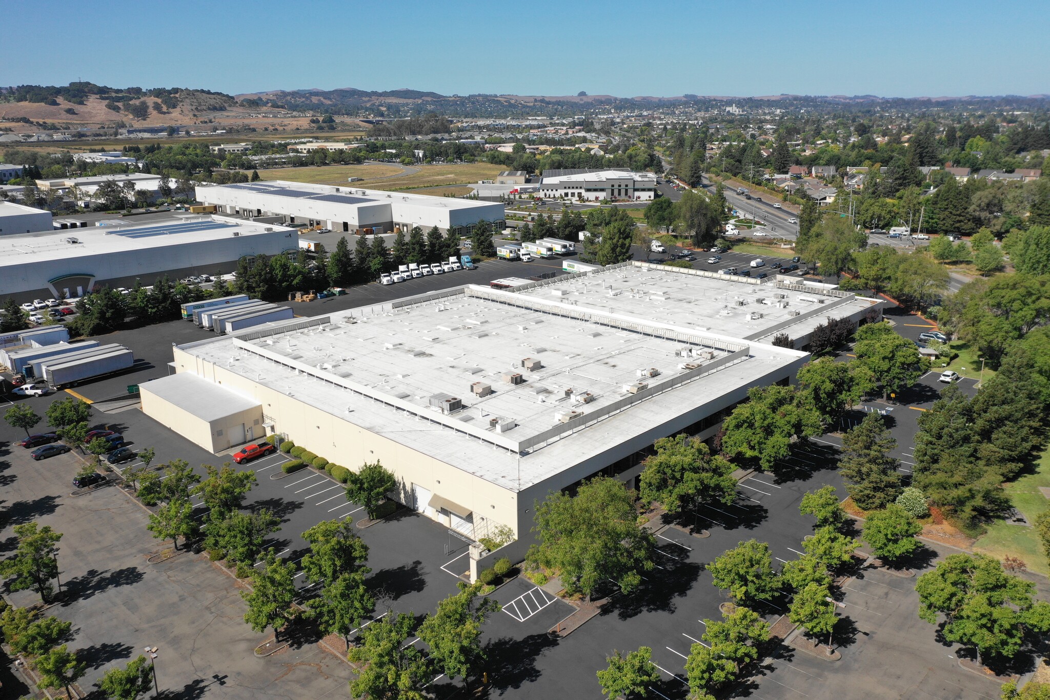 1500 Cader Ln, Petaluma, CA for lease Building Photo- Image 1 of 4