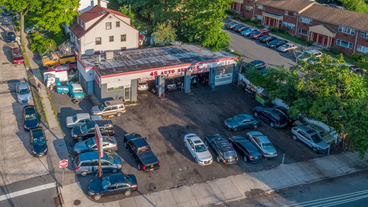 908 Stuyvesant Ave, Irvington, NJ 07111 LONGSTANDING FOUR S AUTO