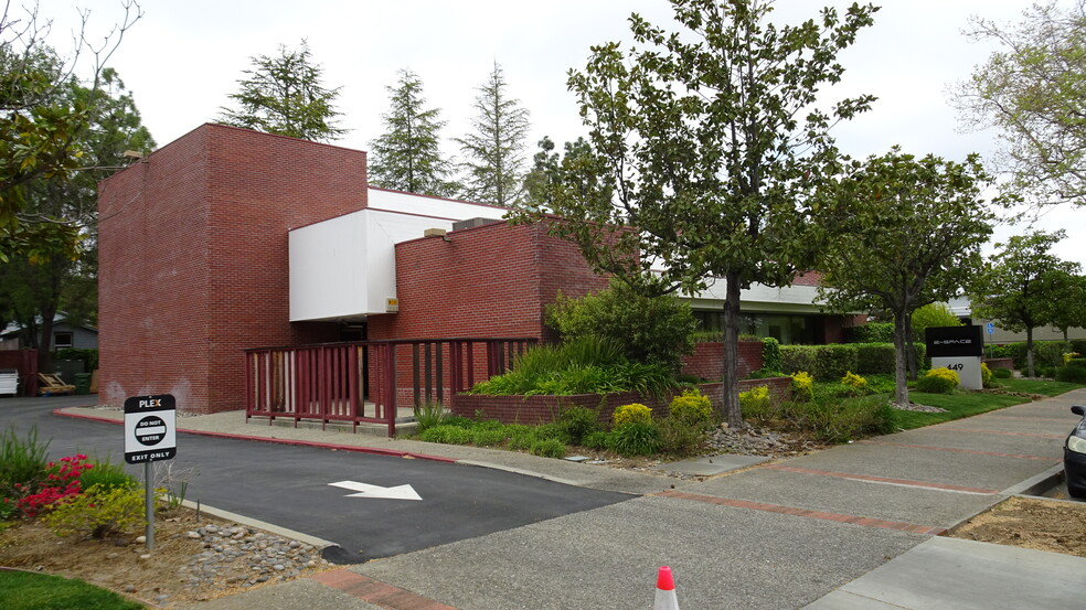 449 N Santa Cruz Ave, Los Gatos, CA for lease - Building Photo - Image 3 of 8