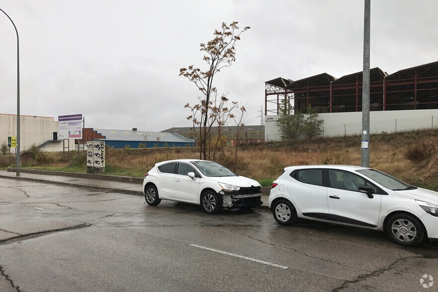 Calle del Puerto Guadarrama, 5, Móstoles, Madrid for sale - Building Photo - Image 3 of 5