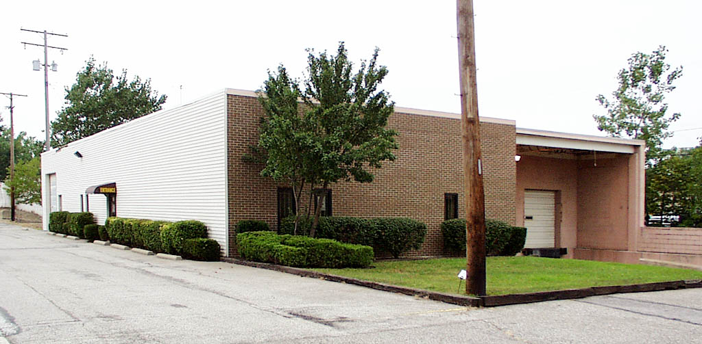 1090 E 222nd St, Euclid, OH for sale Primary Photo- Image 1 of 1