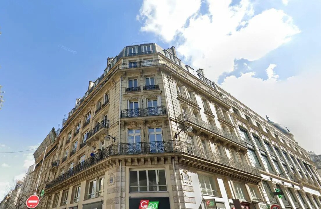 Office in Paris for lease Building Photo- Image 1 of 19