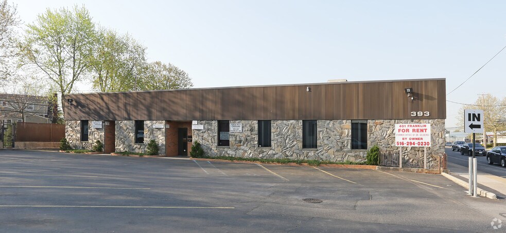 393-407 Franklin Ave, Franklin Square, NY for lease - Building Photo - Image 2 of 4