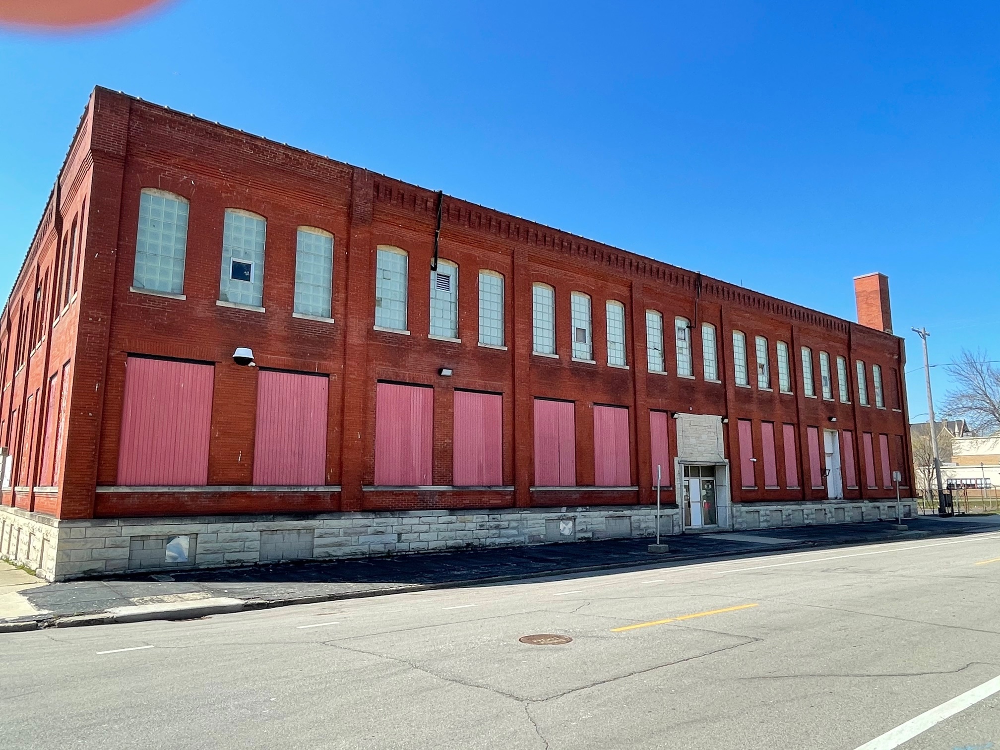 1445 N 5th St, Milwaukee, WI for sale Building Photo- Image 1 of 1