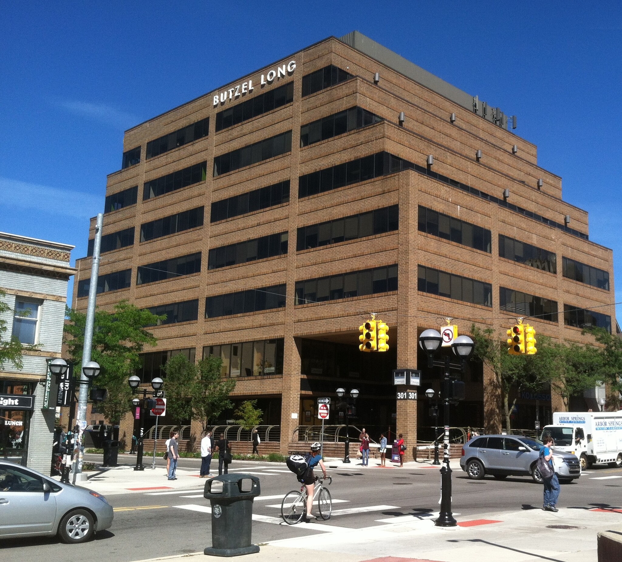 301 E Liberty St, Ann Arbor, MI for lease Building Photo- Image 1 of 20