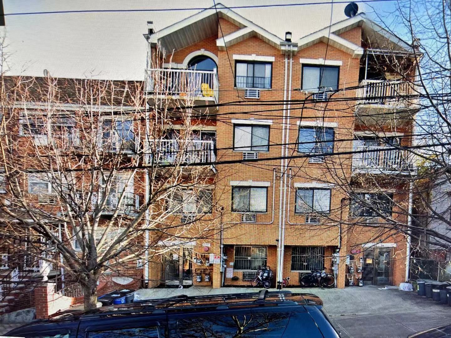 8424 57th Rd, Elmhurst, NY for sale Primary Photo- Image 1 of 1